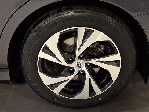 Used 2020 Subaru Legacy Premium image 7