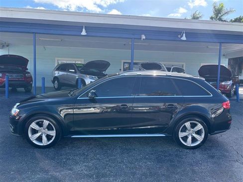 Used 2016 Audi A4 Premium Plus w/ Technology Package image 2
