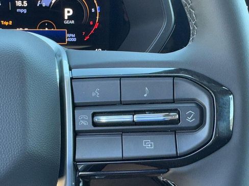 New 2025 Chevrolet Colorado W/T w/ WT Custom Package image 13