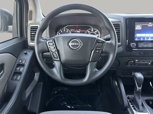 Used 2023 Nissan Frontier SV w/ Technology Package image 14