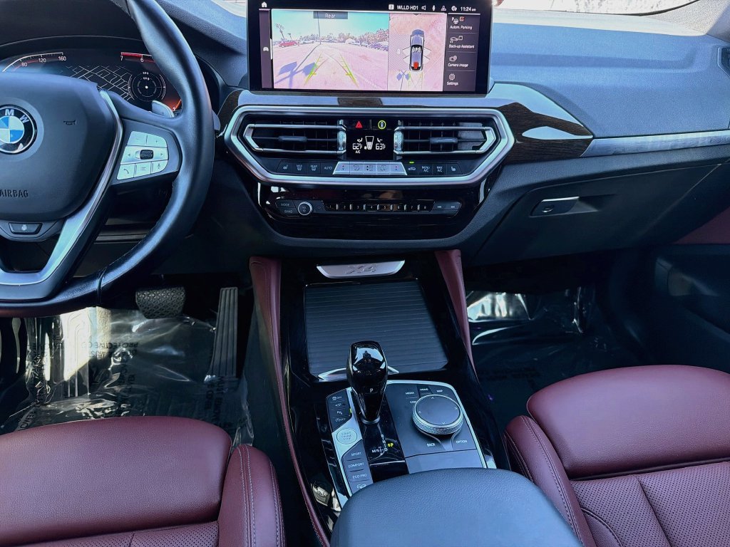 Used 2025 BMW X4 xDrive30i AWD/4WD image 18