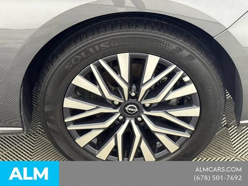 Used 2025 Nissan Altima 2.5 SV FWD image 16