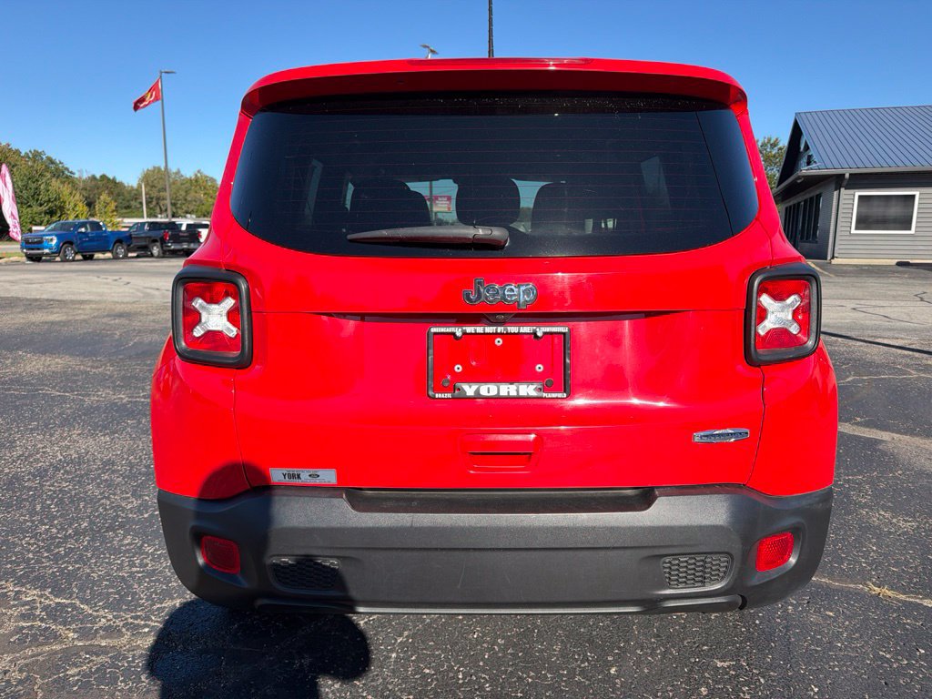 Used 2021 Jeep Renegade Latitude w/ Convenience Group FWD image 5