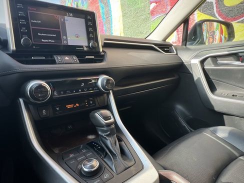 Used 2019 Toyota RAV4 Limited w/ Cold Weather Package image 34