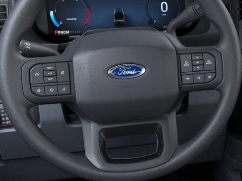 New 2026 Ford F250 XLT w/ XLT Premium Package AWD/4WD image 12