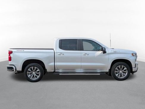 Used 2021 Chevrolet Silverado 1500 RST w/ Convenience Package II AWD/4WD image 2