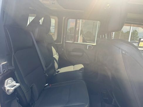 Used 2021 Jeep Wrangler Unlimited Sport AWD/4WD image 16