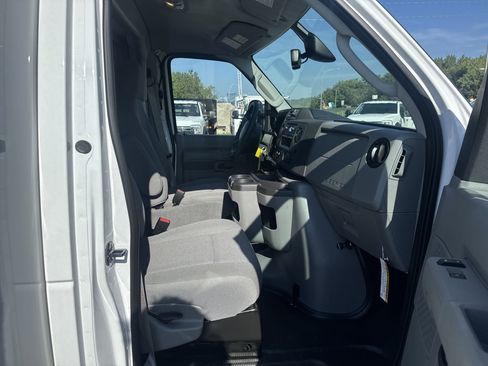 New 2026 Ford E-450 and Econoline 450 Super Duty w/ Power Equipment Group image 12