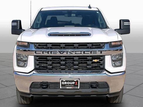 Used 2023 Chevrolet Silverado 2500 LT AWD/4WD image 3