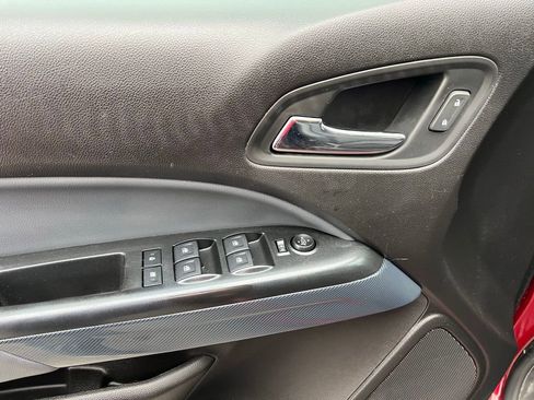 Used 2018 Chevrolet Colorado Z71 image 13