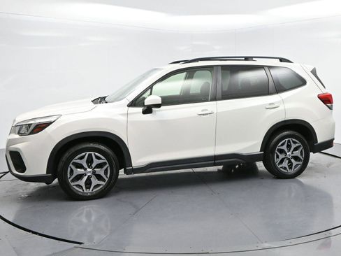Used 2019 Subaru Forester Premium AWD/4WD image 4