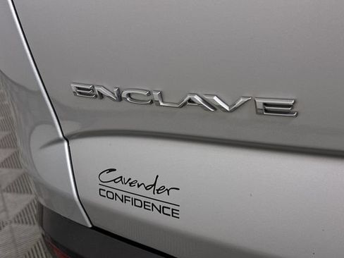 Used 2021 Buick Enclave Essence FWD image 32
