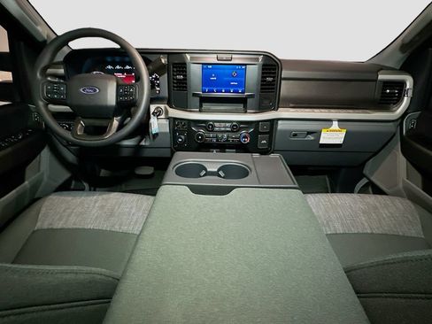 New 2026 Ford F450 XLT w/ XLT Value Package AWD/4WD image 8