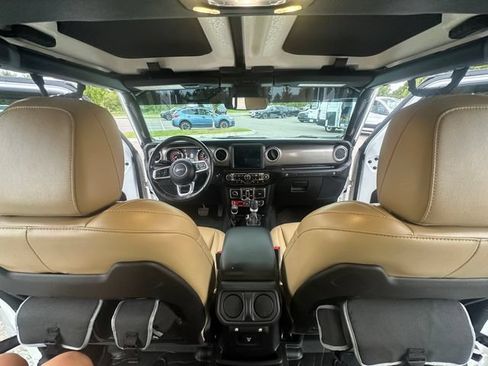 Used 2019 Jeep Wrangler Unlimited Rubicon AWD/4WD image 25