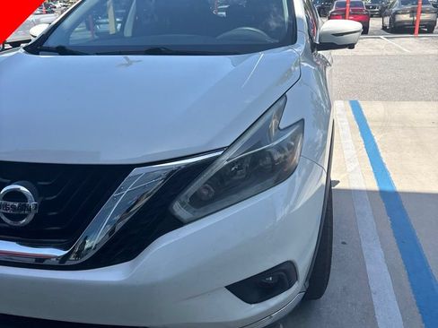 Used 2018 Nissan Murano SV w/ Premium Package FWD image 1