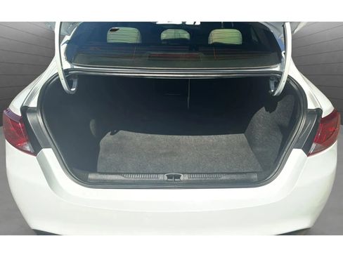 Used 2015 Chrysler 200 Limited w/ Convenience Group FWD image 21