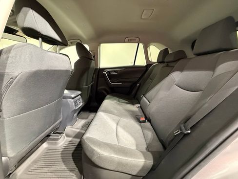 Certified 2025 Toyota RAV4 XLE AWD/4WD image 18
