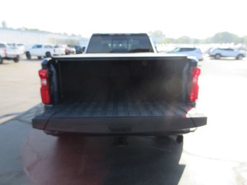 Certified 2023 Chevrolet Silverado 3500 High Country AWD/4WD image 9