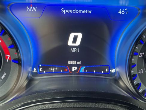 Used 2023 Chrysler 300 C image 18