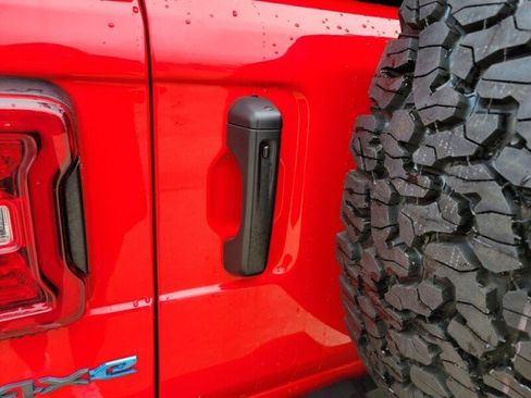 Used 2025 Jeep Wrangler Unlimited Rubicon 4xe w/ Safety Group AWD/4WD image 8