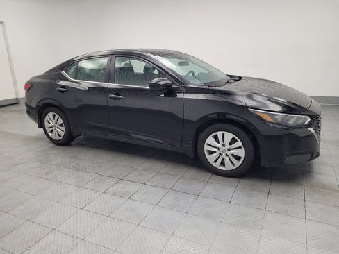 Used 2025 Nissan Sentra S FWD image 11