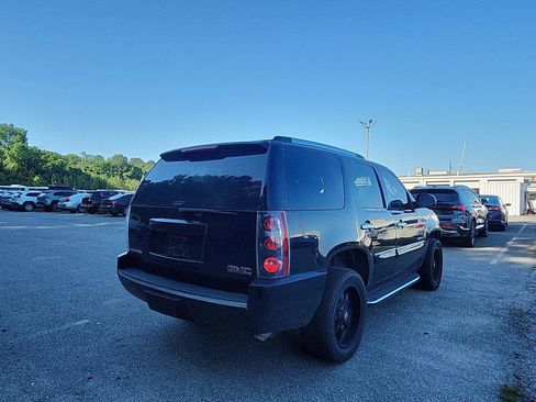Used 2008 GMC Yukon Denali AWD/4WD image 5