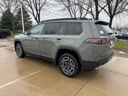 New 2026 Jeep Cherokee Laredo AWD/4WD image 5