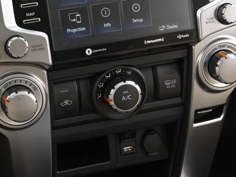 Used 2021 Toyota 4Runner SR5 Premium w/ Moonroof Package image 21