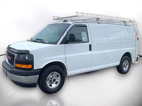 Used 2021 GMC Savana 2500 w/ Driver Convenience Package image 2