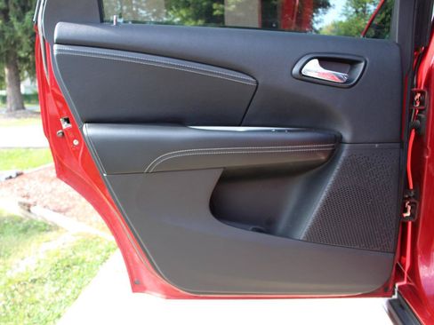 Used 2016 Dodge Journey Crossroad AWD/4WD image 31