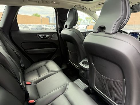 Used 2022 Volvo XC60 T8 Inscription w/ Advanced Package AWD/4WD image 40