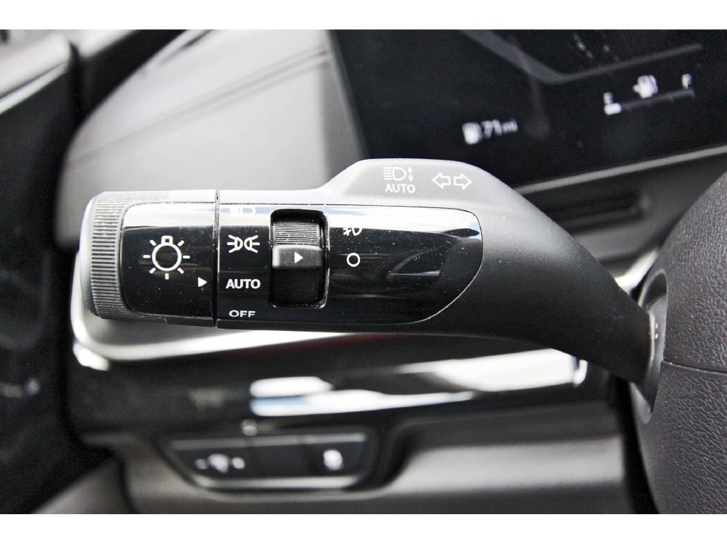 Used 2026 Kia Carnival SX Prestige FWD image 17