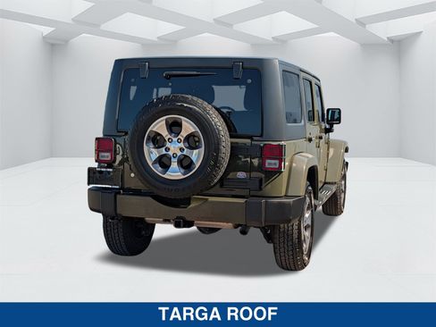 Used 2016 Jeep Wrangler Unlimited Sahara w/ Max Tow Package AWD/4WD image 5