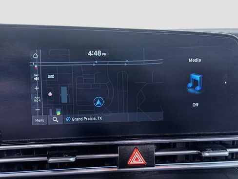 Used 2025 Hyundai Elantra SEL FWD image 22