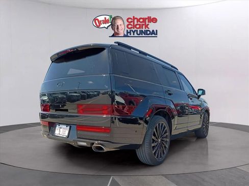Used 2024 Hyundai Santa Fe Calligraphy FWD image 3