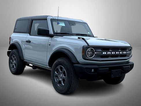 Used 2024 Ford Bronco Big Bend image 3