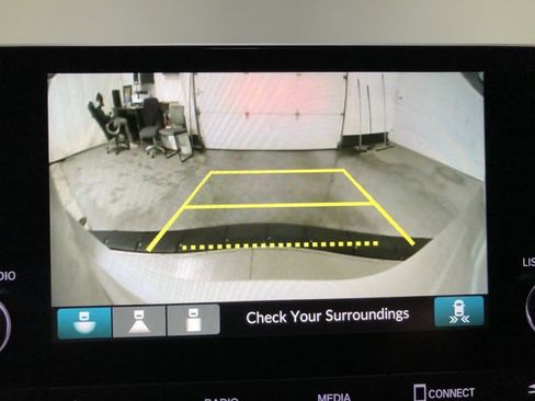 Used 2025 Honda Civic Sport image 30