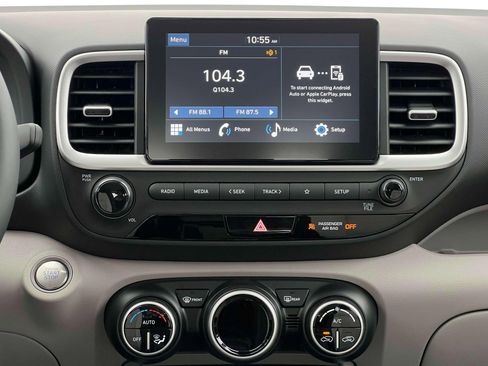 New 2025 Hyundai Venue SEL image 19