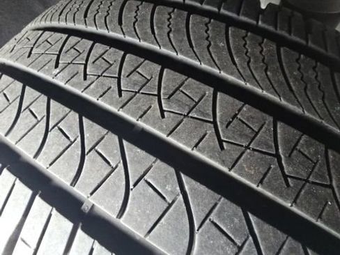 Used 2025 Ford Explorer ST image 11