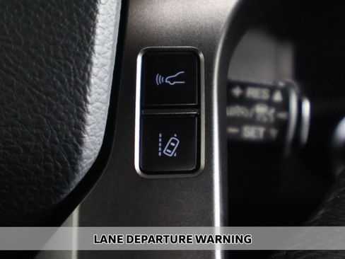 Used 2019 Toyota Tacoma TRD Off-Road image 5