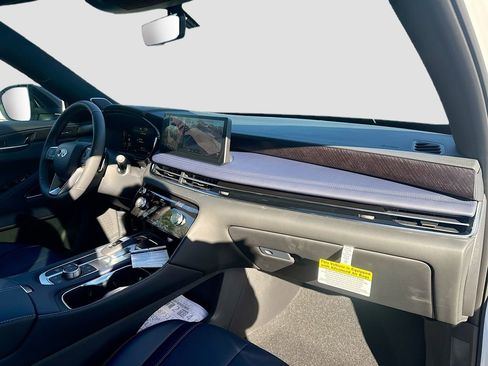 Used 2026 INFINITI QX60 Sport w/ Dark Cargo Package image 33