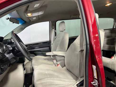 Used 2014 Dodge Grand Caravan SE w/ Quick Order Package 29E SE image 17