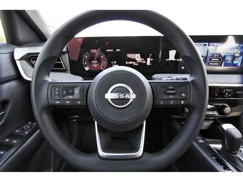 New 2026 Nissan Kicks SV image 13