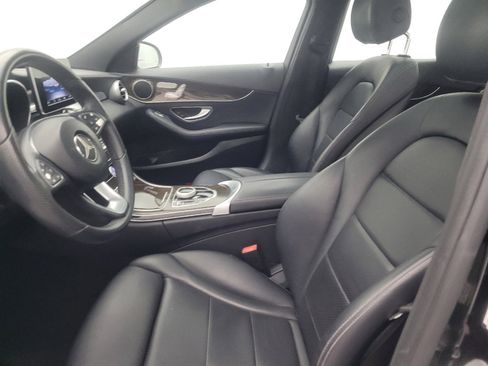 Used 2018 Mercedes-Benz C 300 Sedan w/ Premium Package image 17