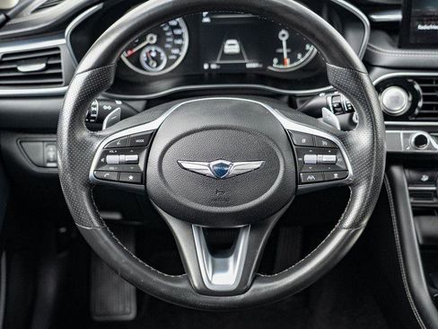 Used 2022 Genesis G70 2.0T image 16