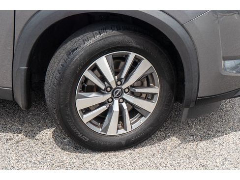 Used 2023 Nissan Pathfinder SL w/ Black Appearance Package AWD/4WD image 30