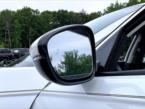 Used 2023 Honda Accord Touring image 28
