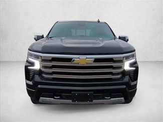 Used 2022 Chevrolet Silverado 1500 High Country w/ High Country Premium Package video 2