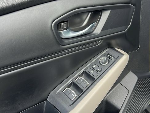 Used 2024 Honda Accord EX image 14