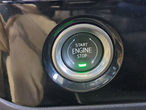 Used 2024 GMC Sierra 1500 SLT image 30